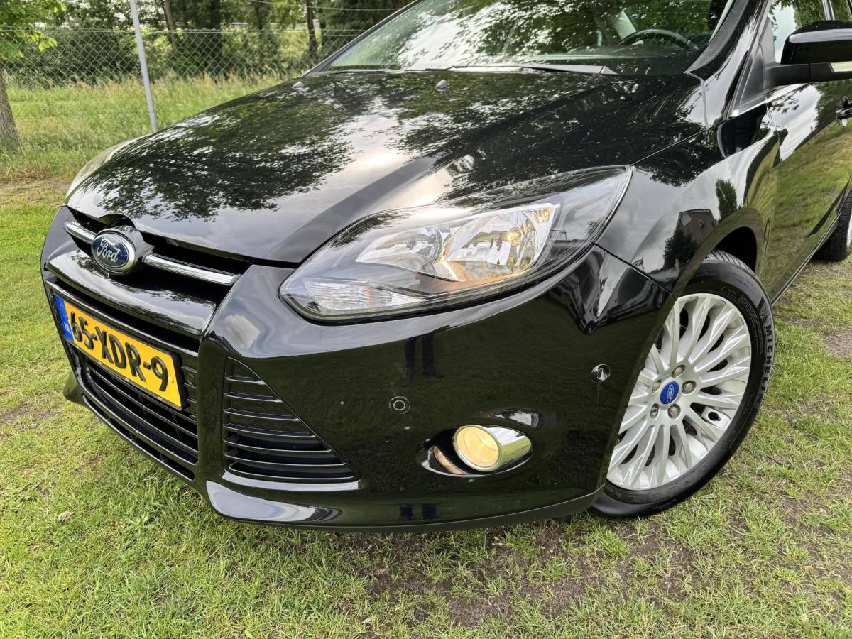 Ford Focus Ford Focus 1.6 EB 150PK Titanium | TREKHAAK 1.500KG | CLIMA | CRUISE | SENSOREN |