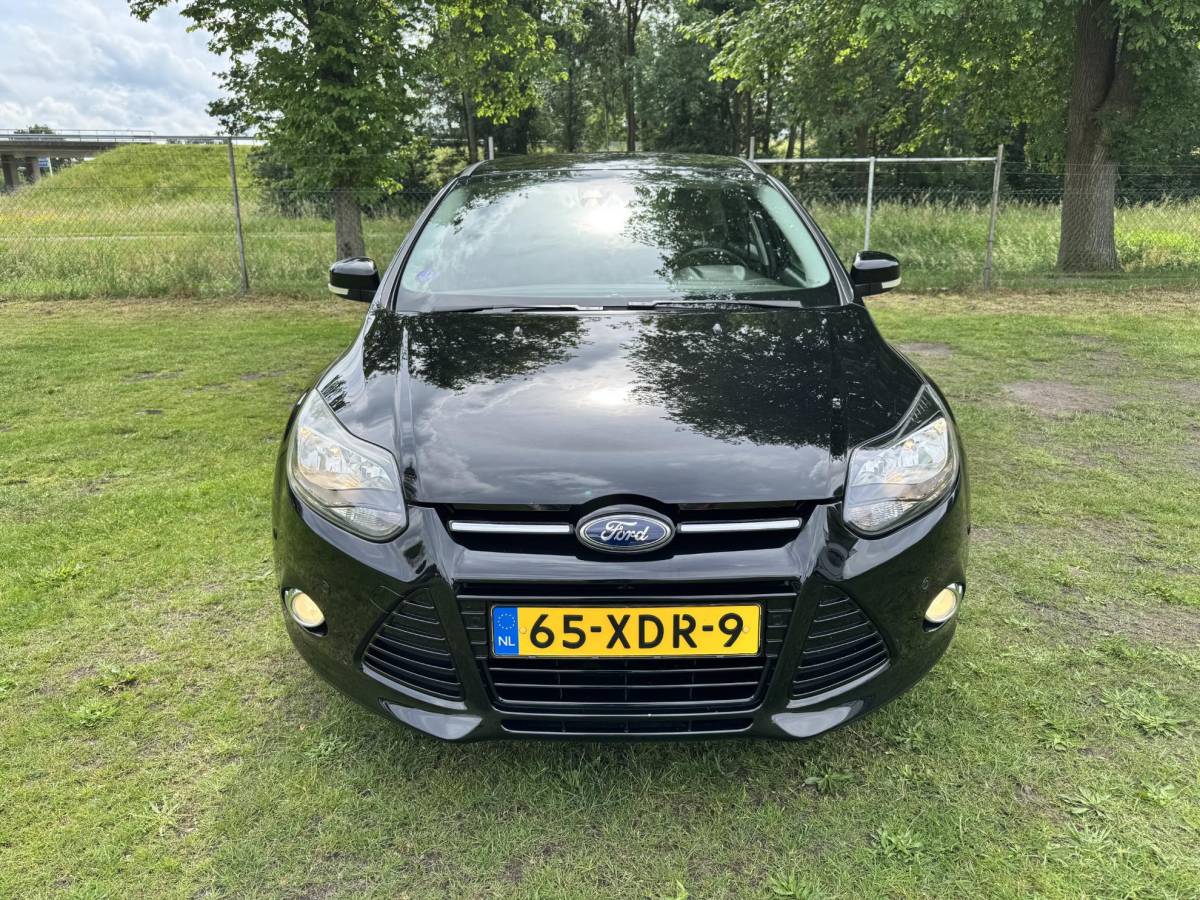 Ford Focus Ford Focus 1.6 EB 150PK Titanium | TREKHAAK 1.500KG | CLIMA | CRUISE | SENSOREN |