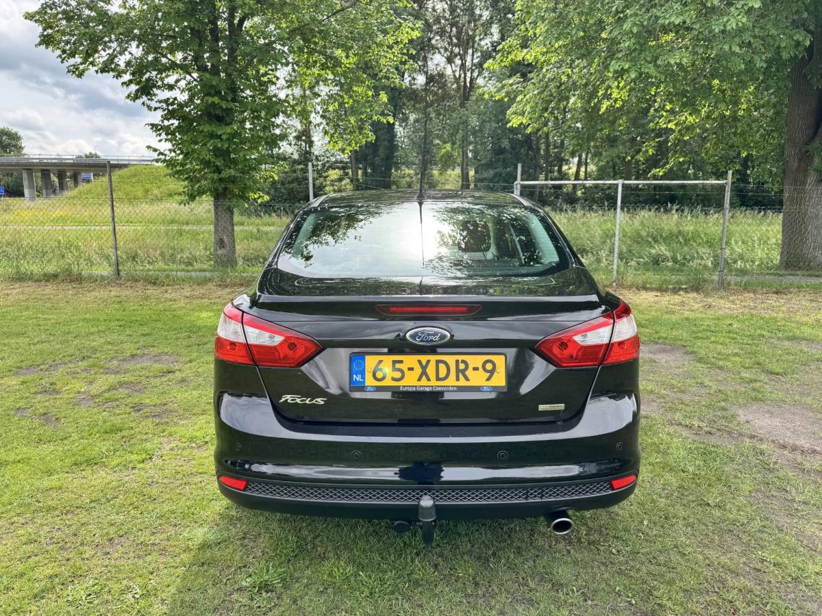 Ford Focus Ford Focus 1.6 EB 150PK Titanium | TREKHAAK 1.500KG | CLIMA | CRUISE | SENSOREN |