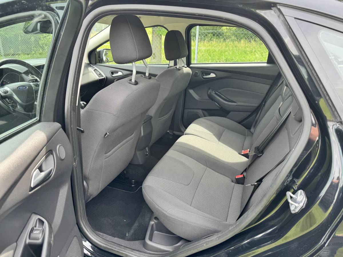 Ford Focus Ford Focus 1.6 EB 150PK Titanium | TREKHAAK 1.500KG | CLIMA | CRUISE | SENSOREN |
