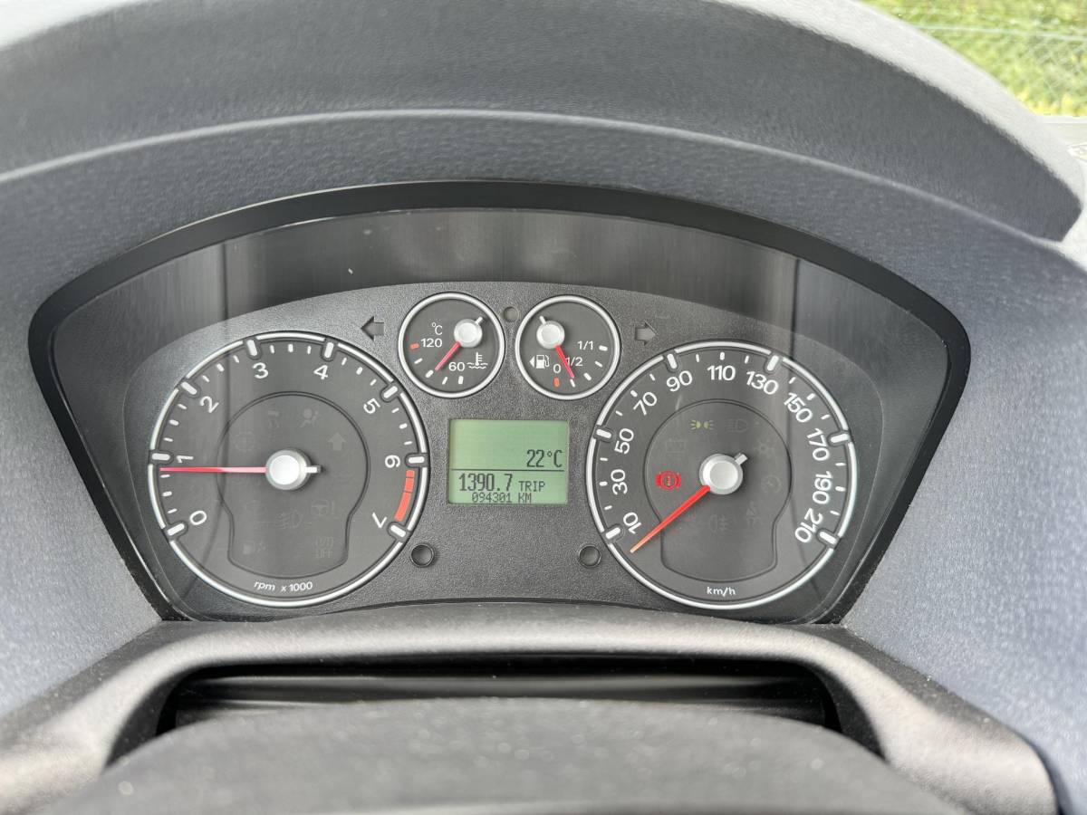Ford Fusion Ford Fusion 1.4-16V Futura | TREKHAAK | AIRCO | DEALER ONDERHOUDEN |