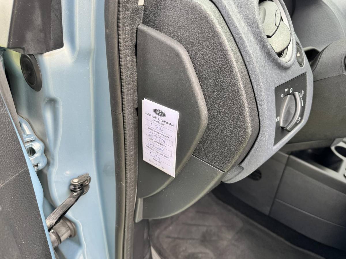 Ford Fusion Ford Fusion 1.4-16V Futura | TREKHAAK | AIRCO | DEALER ONDERHOUDEN |