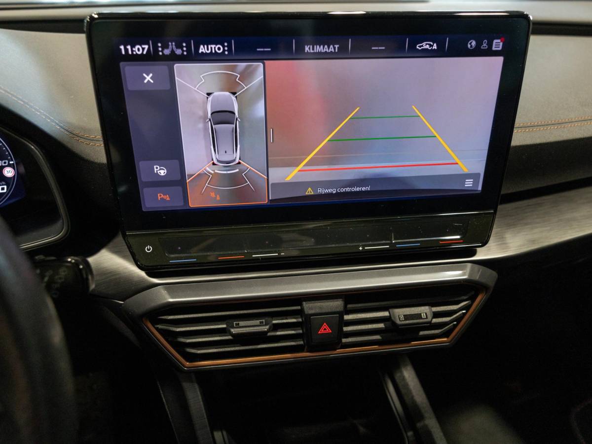 CUPRA Formentor CUPRA Formentor 1.5 TSI 150pk / Trekhaak / Lederen bekleding / Apple carplay / Memory stoelen / Adaptieve cruise control /