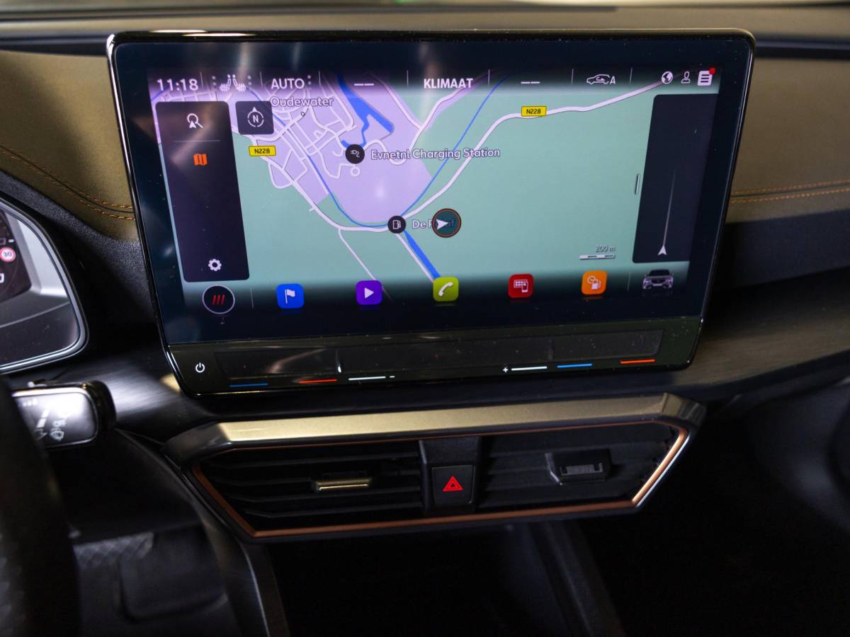 CUPRA Formentor CUPRA Formentor 1.5 TSI 150pk / Trekhaak / Lederen bekleding / Apple carplay / Memory stoelen / Adaptieve cruise control /