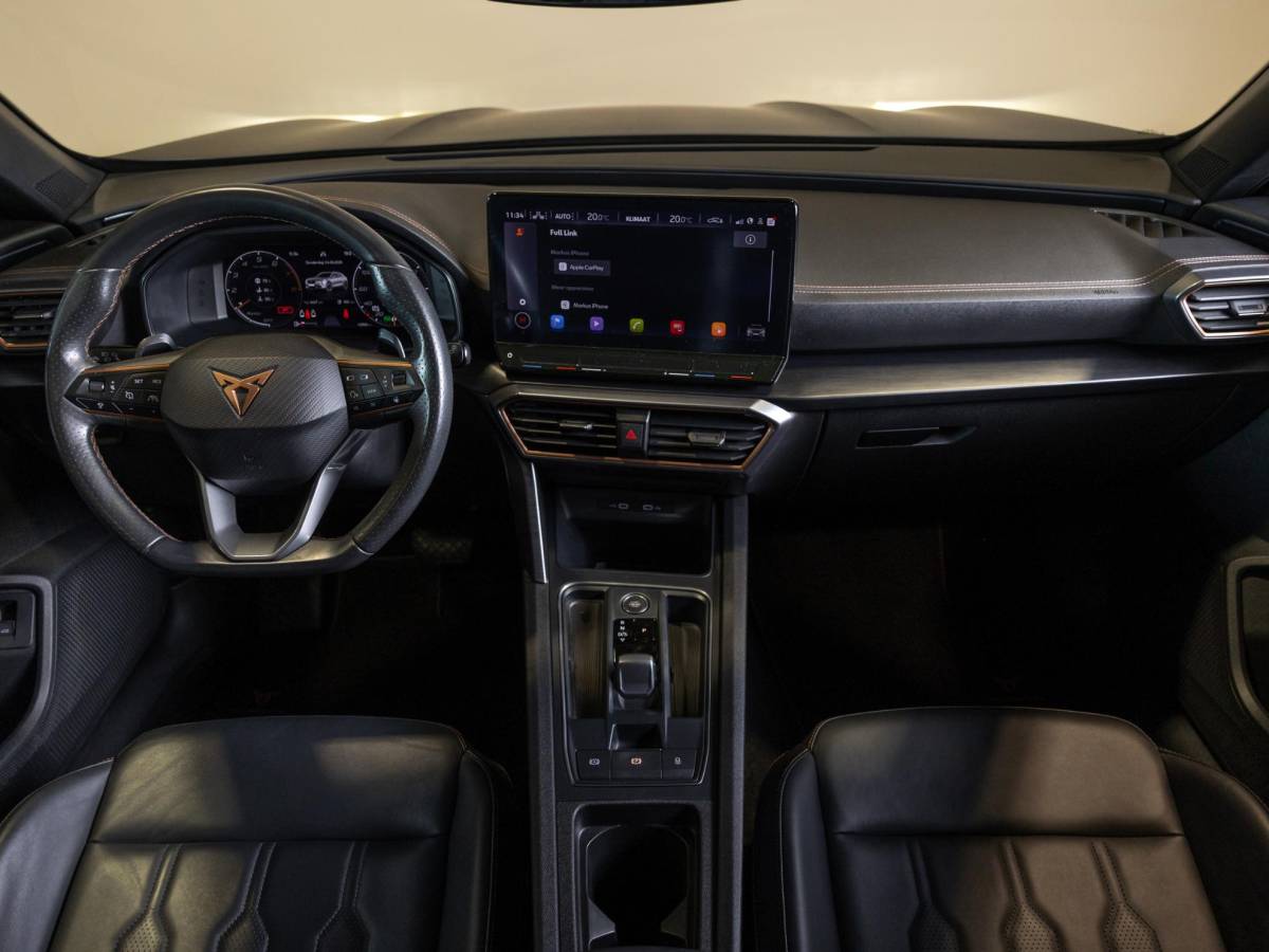 CUPRA Formentor CUPRA Formentor 1.5 TSI 150pk / Trekhaak / Lederen bekleding / Apple carplay / Memory stoelen / Adaptieve cruise control /