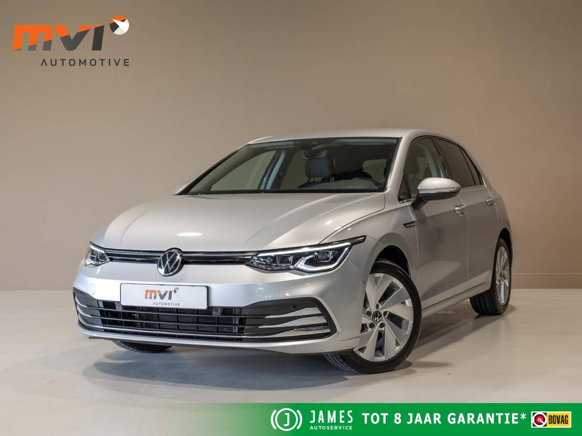 Volkswagen Golf Volkswagen Golf 1.5 eTSI Style 150pk / Elektrisch verstelbare voorstoel(en) met geheugen / Apple carplay / Dodehoek detectie / Adaptieve cruise control / Stoelverwarming