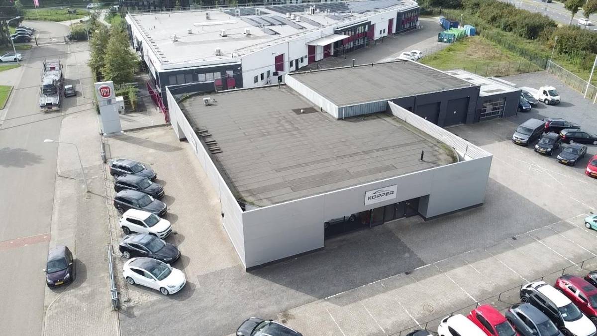 Land Rover Range Rover Velar Land Rover Range Rover Velar 3.0 V6 AWD First Edition / Pano / Luchtvering / Meridian Surround / 23”