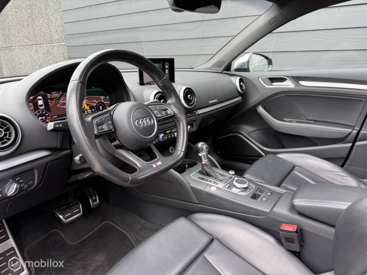 Audi S3 Audi S3 Limousine 2.0 TFSI quattro RS-zetels/Pano.dak/B&O/Driveselect