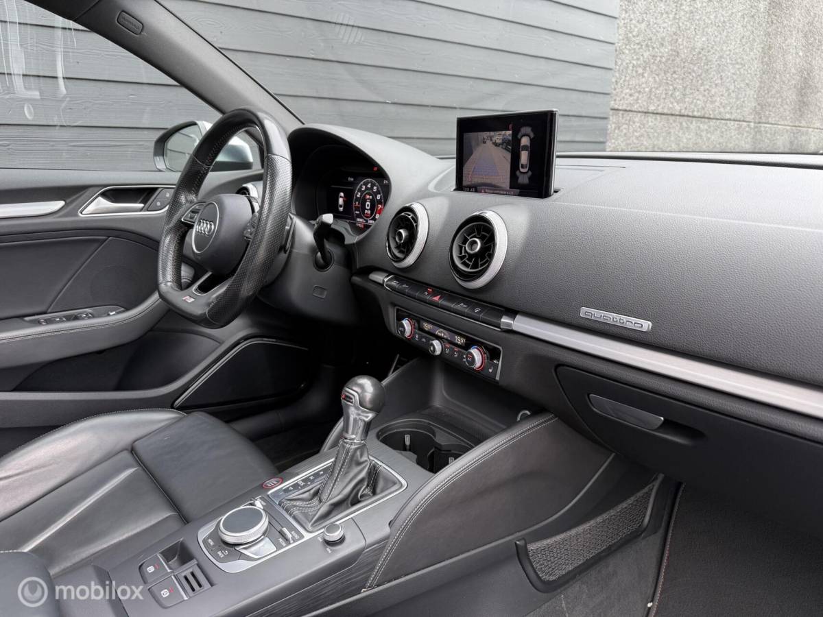 Audi S3 Audi S3 Limousine 2.0 TFSI quattro RS-zetels/Pano.dak/B&O/Driveselect