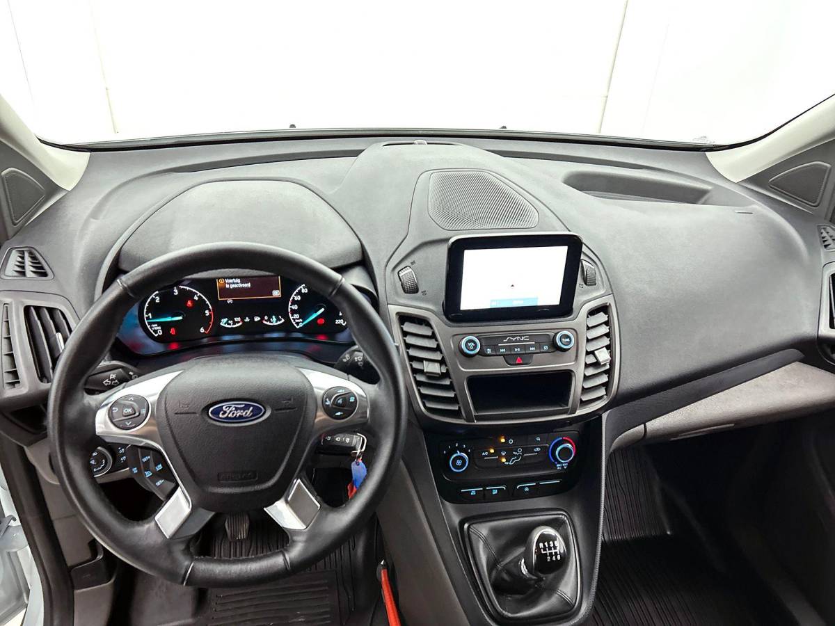 Ford Transit Connect Ford Transit Connect 1.5 EcoBlue L2 Trend Navigatie Airco Parkeersensoren achter Cruise Control 3Zits Camera DAB+