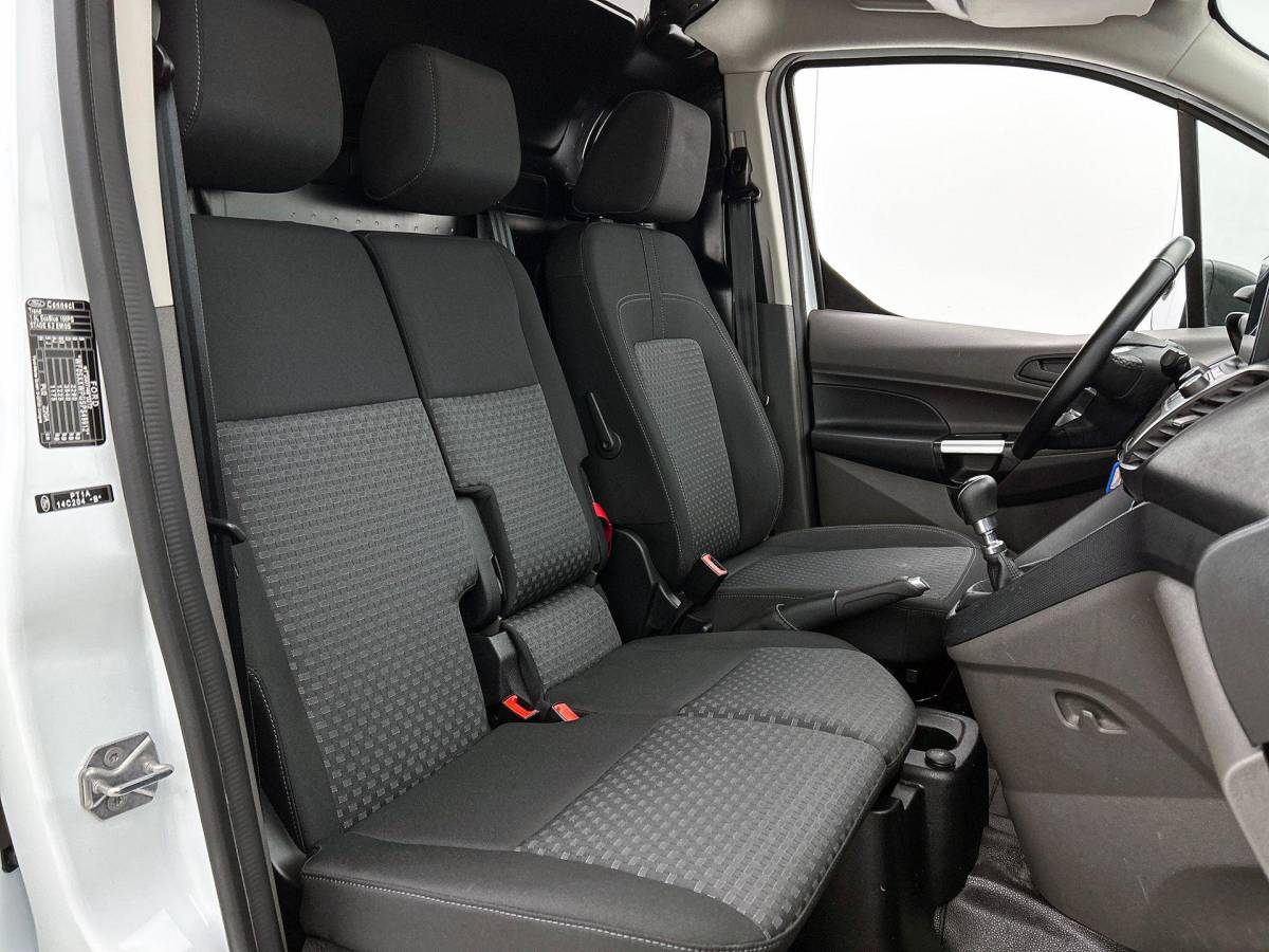 Ford Transit Connect Ford Transit Connect 1.5 EcoBlue L2 Trend Navigatie Airco Parkeersensoren achter Cruise Control 3Zits Camera DAB+