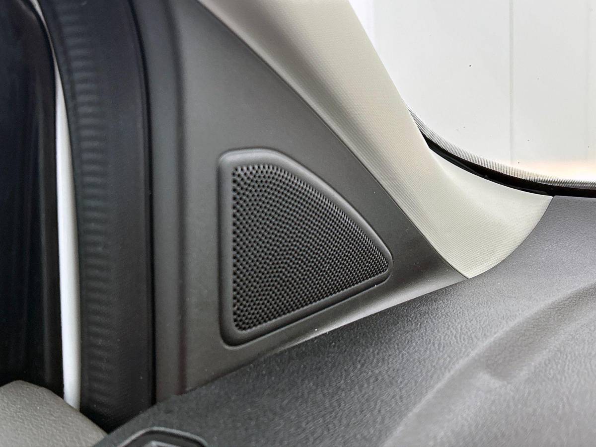 Ford Transit Connect Ford Transit Connect 1.5 EcoBlue L2 Trend Navigatie Airco Parkeersensoren achter Cruise Control 3Zits Camera DAB+
