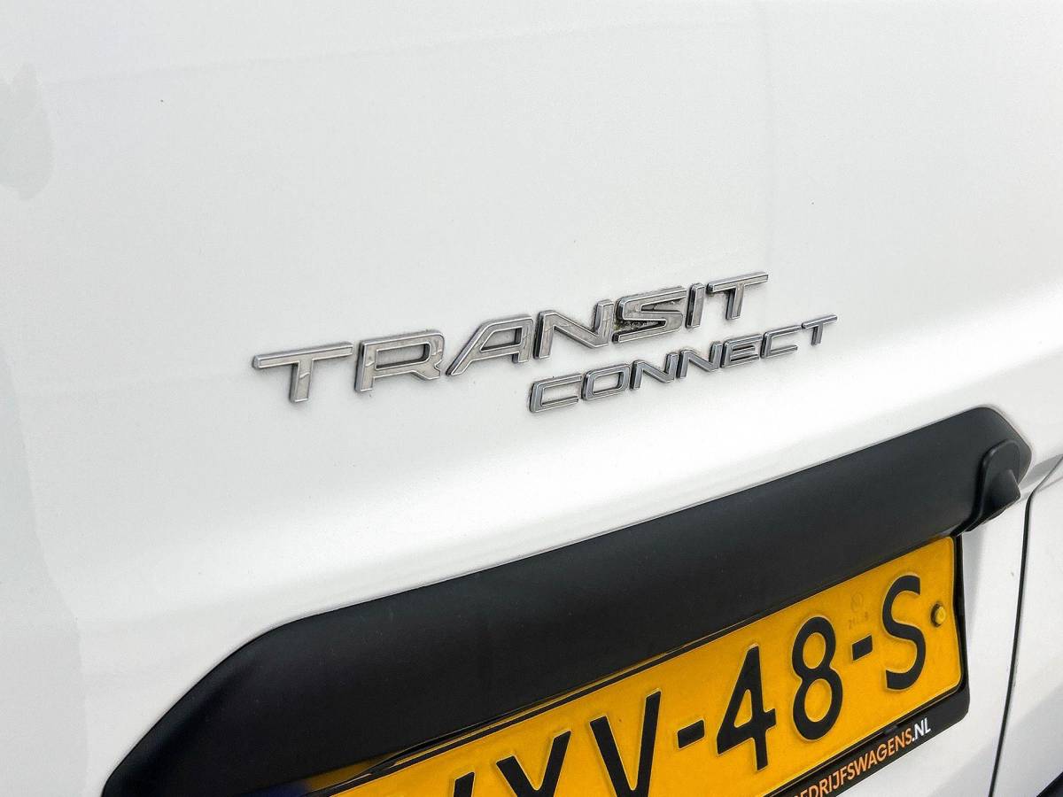 Ford Transit Connect Ford Transit Connect 1.5 EcoBlue L2 Trend Navigatie Airco Parkeersensoren achter Cruise Control 3Zits Camera DAB+