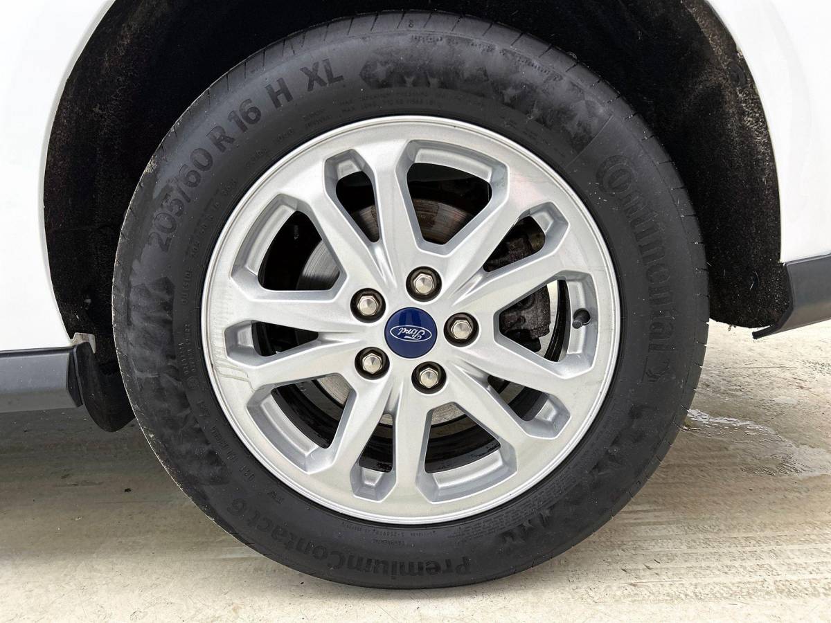Ford Transit Connect Ford Transit Connect 1.5 EcoBlue L2 Trend Navigatie Airco Parkeersensoren achter Cruise Control 3Zits Camera DAB+