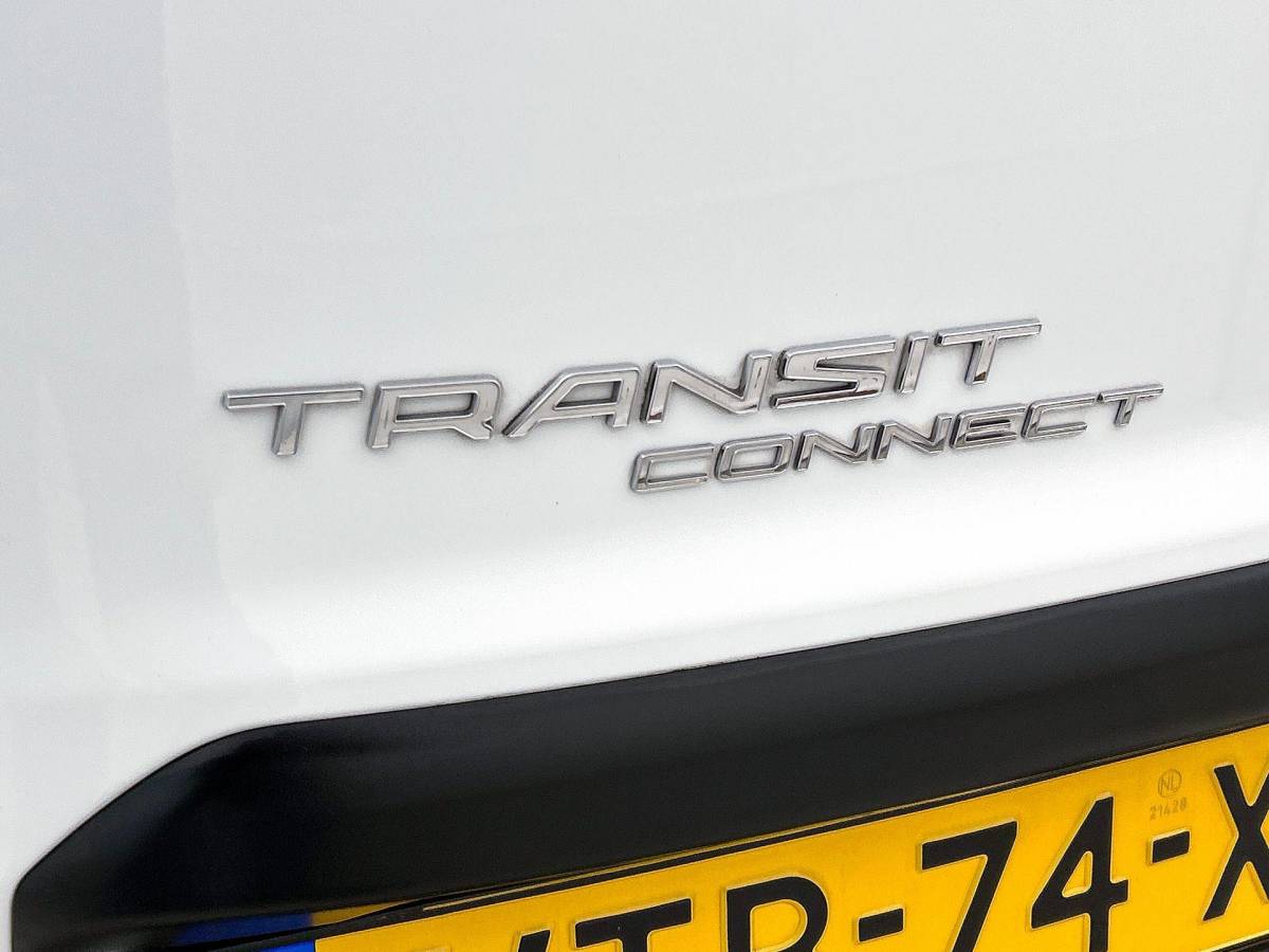 Ford Transit Connect Ford Transit Connect 1.5 EcoBlue L2 Trend Navigatie Airco DAB+ Parkeersensoren Camera Bluetooth LM Velgen Apple Carplay Android auto 3Zits