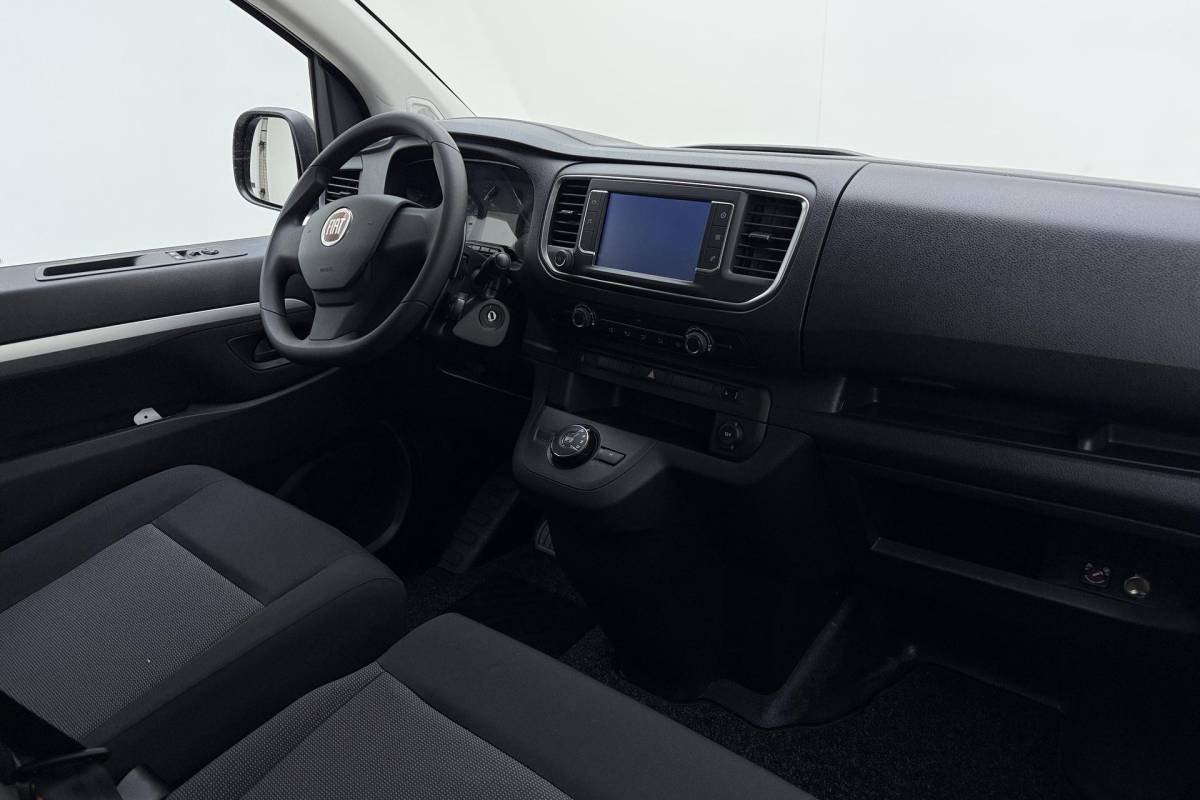Fiat Scudo Fiat Scudo 2.0 MultiJet L3H1 DC Business Pro | Dubbele cabine | 6-Zits | Airco | Apple Carplay/Android Auto | Cruise control  | DAB | Parkeersensoren | Zijschuifdeur