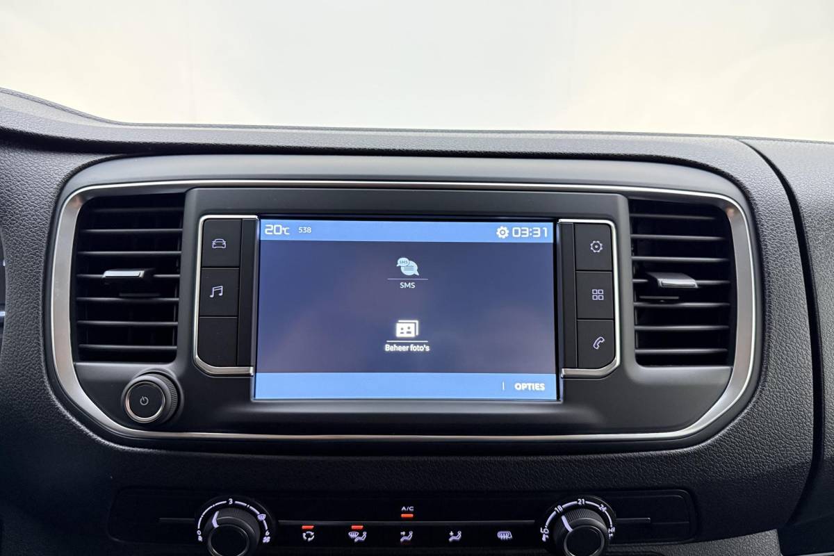 Fiat Scudo Fiat Scudo 2.0 MultiJet L3H1 DC Business Pro | Dubbele cabine | 6-Zits | Airco | Apple Carplay/Android Auto | Cruise control  | DAB | Parkeersensoren | Zijschuifdeur