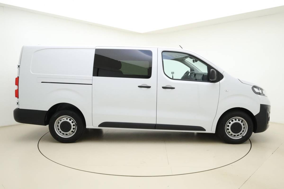 Fiat Scudo Fiat Scudo 2.0 MultiJet L3H1 DC Business Pro | Dubbele cabine | 6-Zits | Airco | Apple Carplay/Android Auto | Cruise control  | DAB | Parkeersensoren | Zijschuifdeur