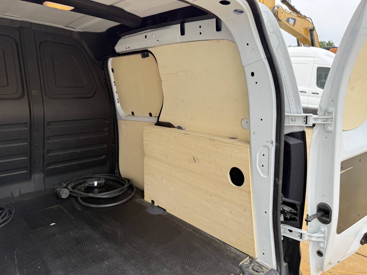 Nissan Townstar Nissan Townstar EV 45kWh L1 260km WLTP LED Climate Control Cruise Control Laadkabel Parkeersensoren Citan Kangoo