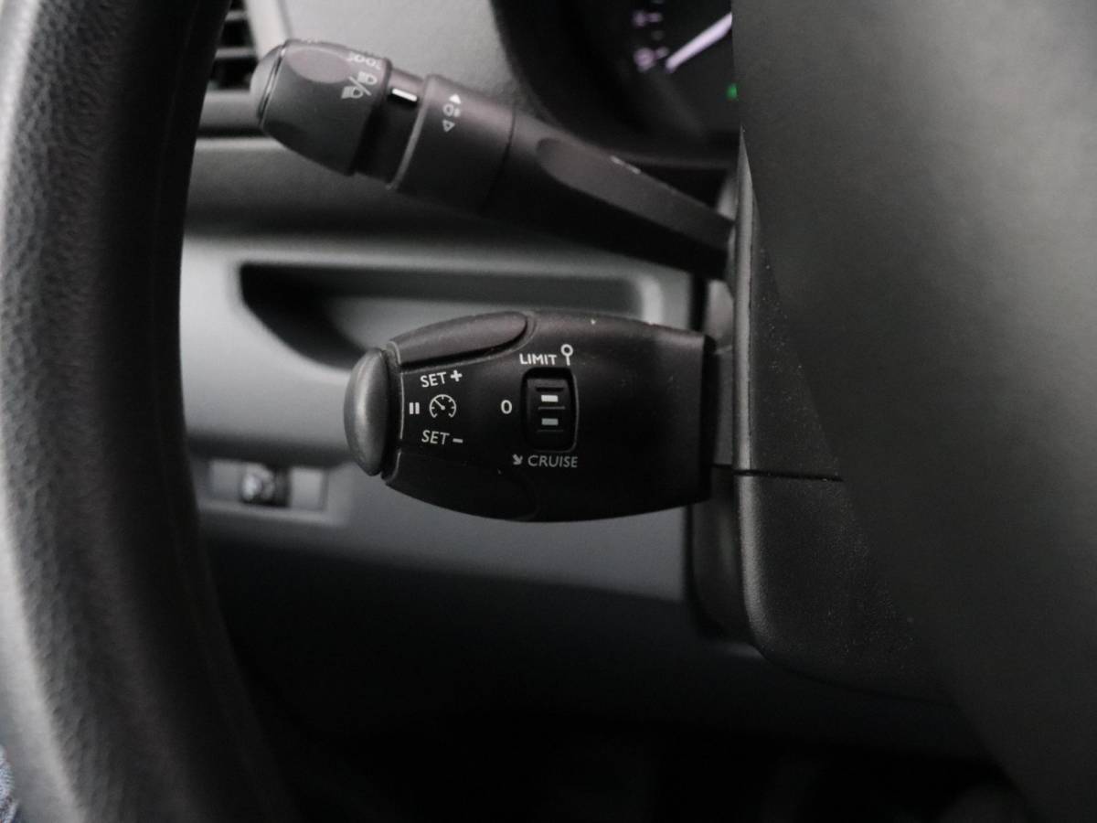 Toyota ProAce Toyota PROACE Shuttle 1.5 D-4D Cool Long | 9 PERS. | CRUISE | NAVI | PDC | APPLE CARPLAY |