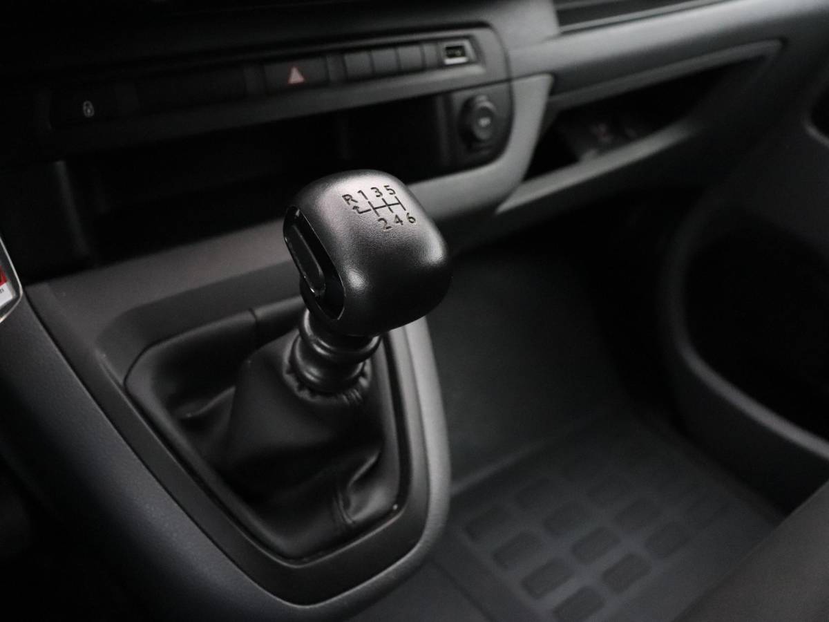 Toyota ProAce Toyota PROACE Shuttle 1.5 D-4D Cool Long | 9 PERS. | CRUISE | NAVI | PDC | APPLE CARPLAY |