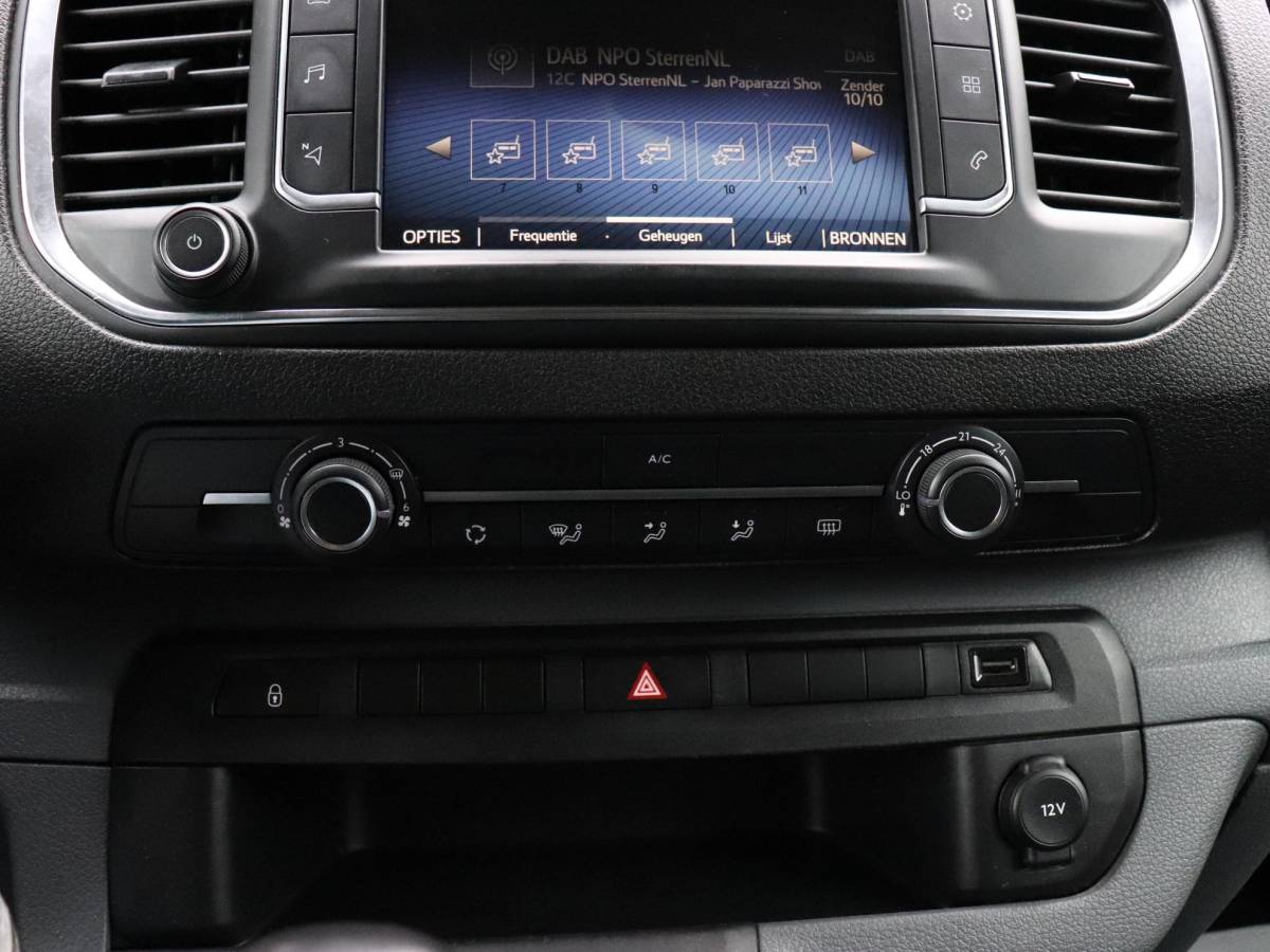 Toyota ProAce Toyota PROACE Shuttle 1.5 D-4D Cool Long | 9 PERS. | CRUISE | NAVI | PDC | APPLE CARPLAY |