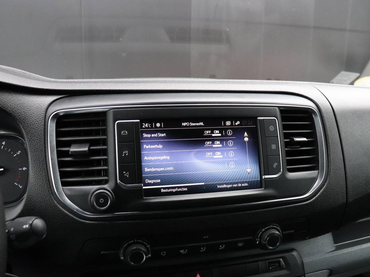 Toyota ProAce Toyota PROACE Shuttle 1.5 D-4D Cool Long | 9 PERS. | CRUISE | NAVI | PDC | APPLE CARPLAY |