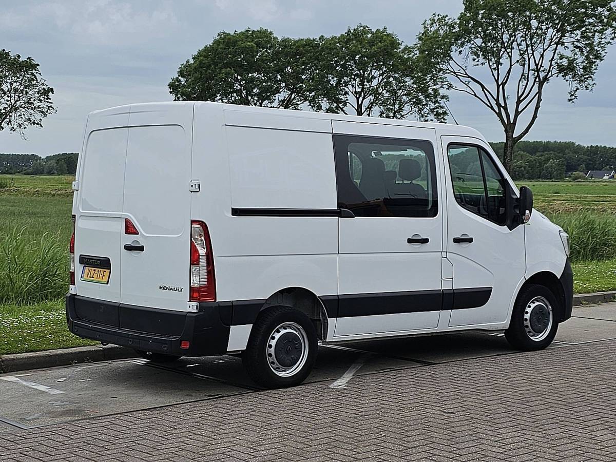 Renault Master RENAULT MASTER 2.3 l1h1 dubbel cabine!