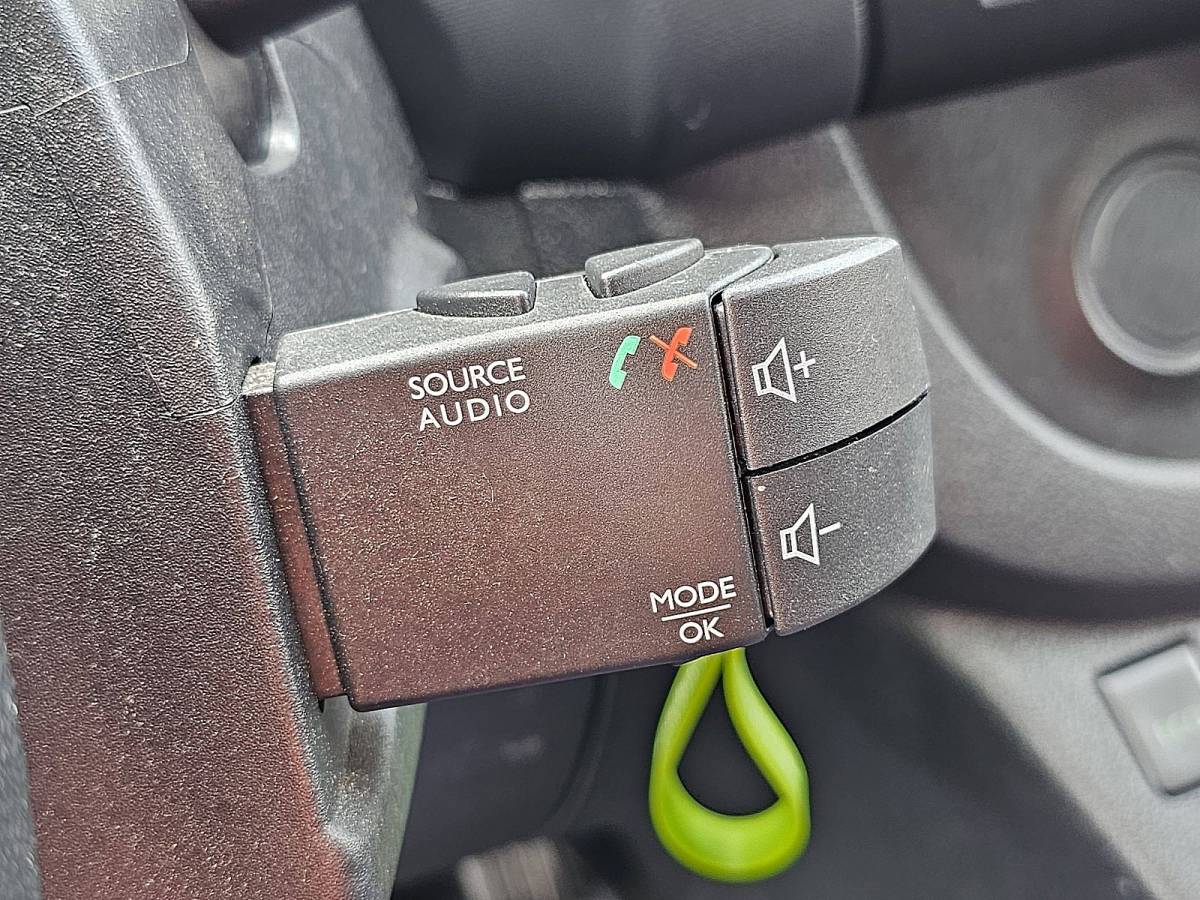 Renault Trafic RENAULT TRAFIC 2.0 DCI l2 dc 145pk led