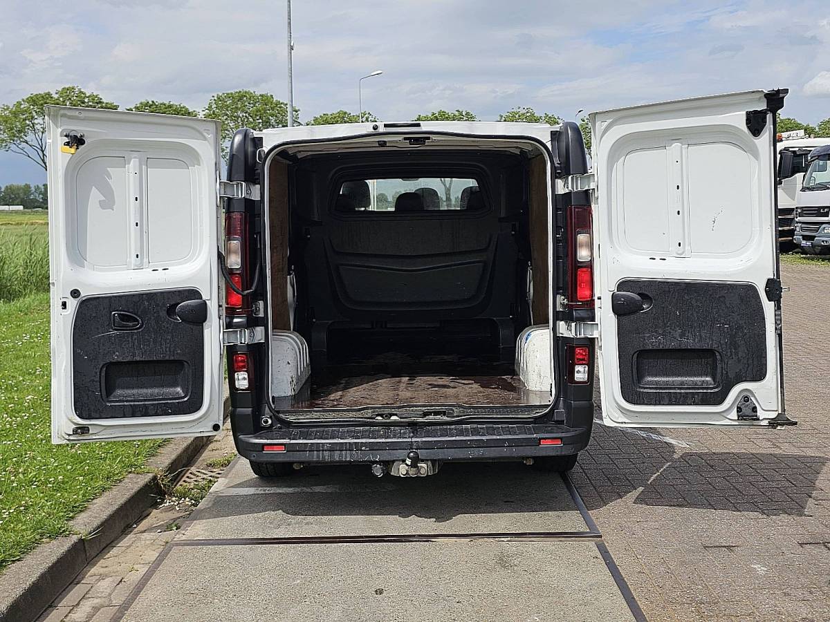 Renault Trafic RENAULT TRAFIC 2.0 DCI l2 dc 145pk led