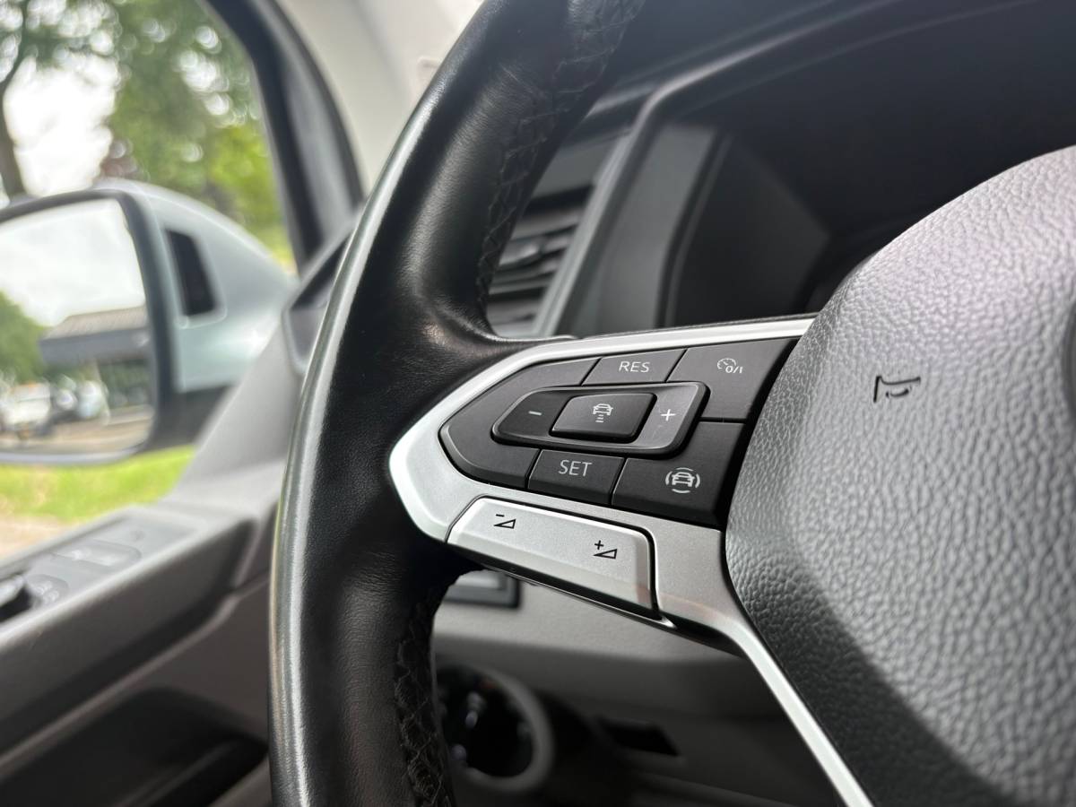 Volkswagen Transporter Volkswagen TRANSPORTER 2.0 TDI L2H 150PK|DSG Automaat|adaptieve.cruise|airco|achteruitrijcamera|apple carpay|parkeersensoren|LED