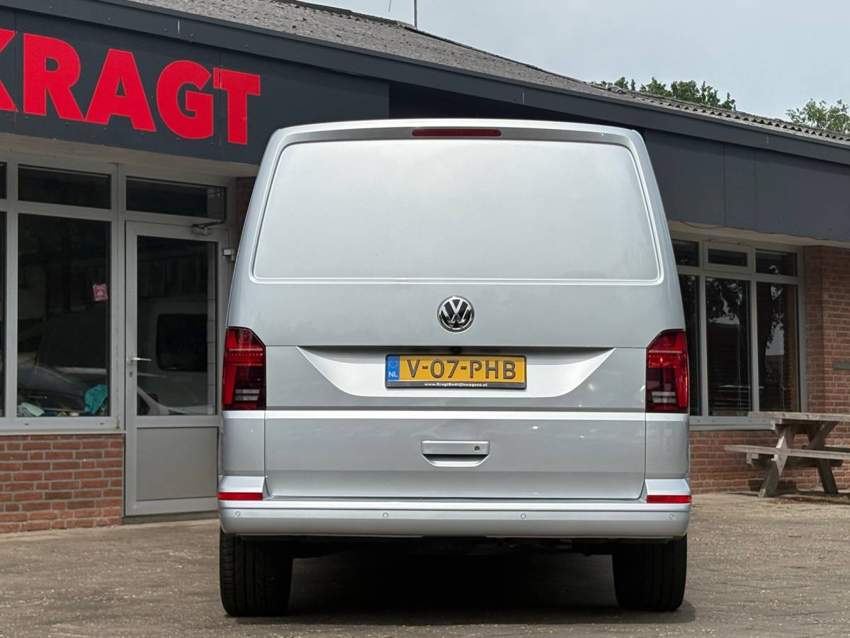 Volkswagen Transporter Volkswagen TRANSPORTER 2.0 TDI L2H 150PK|DSG Automaat|adaptieve.cruise|airco|achteruitrijcamera|apple carpay|parkeersensoren|LED