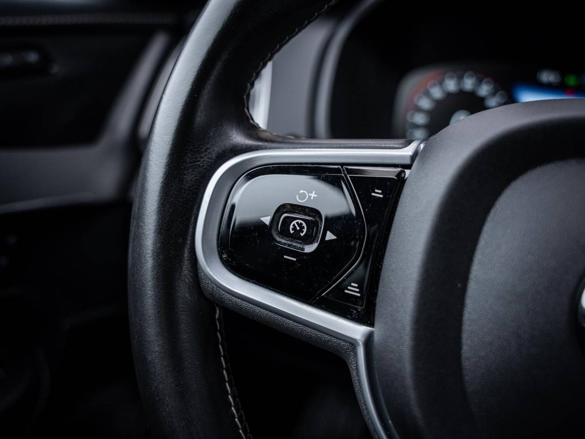 Volvo XC90 Volvo XC90 2.0 T8 Recharge AWD R-Design 7P – Pano l Memory l Trekh l H/Kardon l 360cam