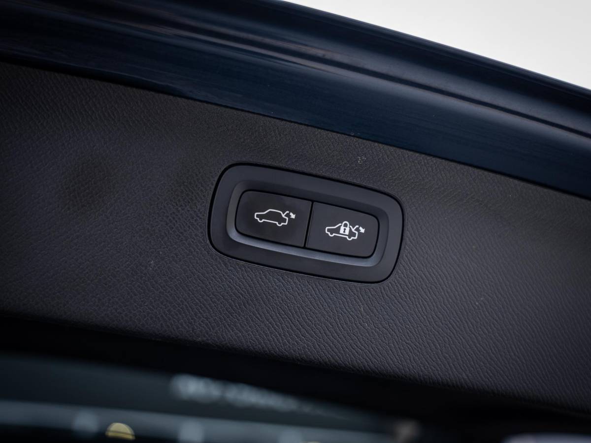 Volvo XC90 Volvo XC90 2.0 T8 Recharge AWD R-Design 7P – Pano l Memory l Trekh l H/Kardon l 360cam