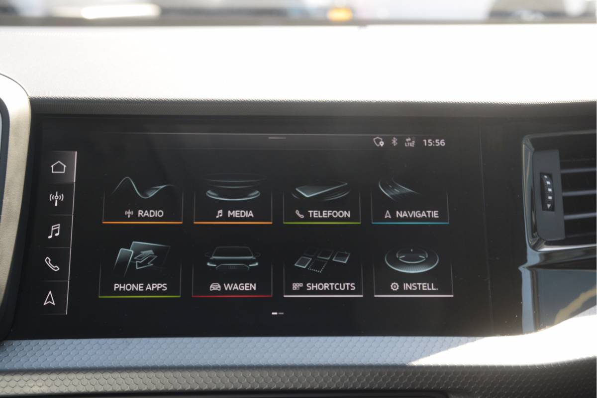 Audi A1 Sportback Audi A1 Sportback 25 TFSI Pro Line Carplay | DAB | Virtual cockpit | Sportstuur | LMV
