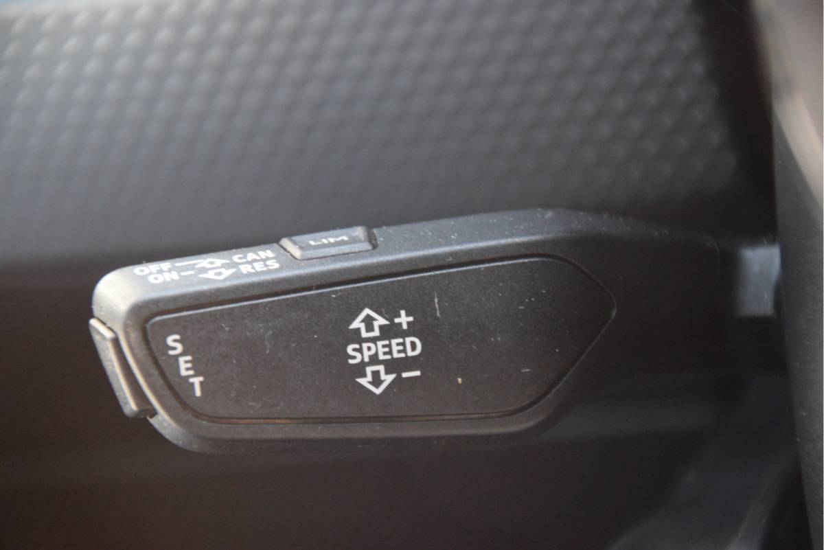 Audi A1 Sportback Audi A1 Sportback 25 TFSI Pro Line Carplay | DAB | Virtual cockpit | Sportstuur | LMV