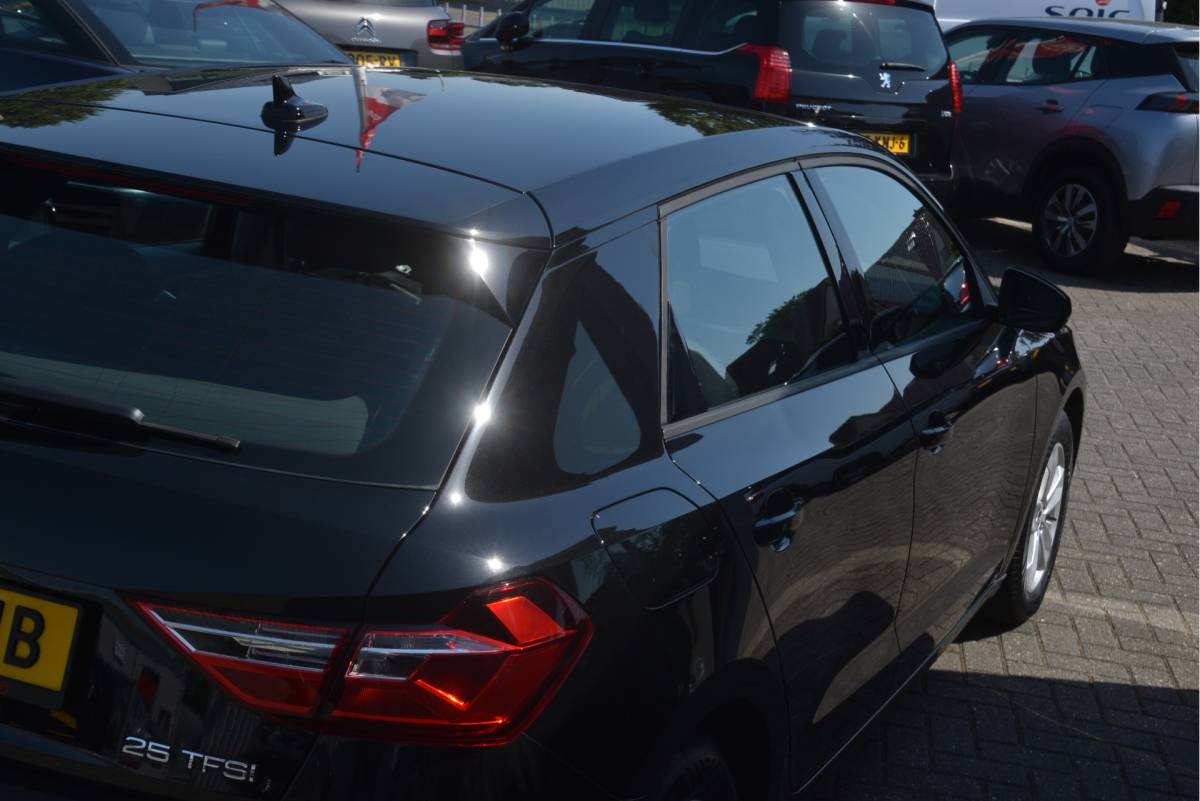 Audi A1 Sportback Audi A1 Sportback 25 TFSI Pro Line Carplay | DAB | Virtual cockpit | Sportstuur | LMV