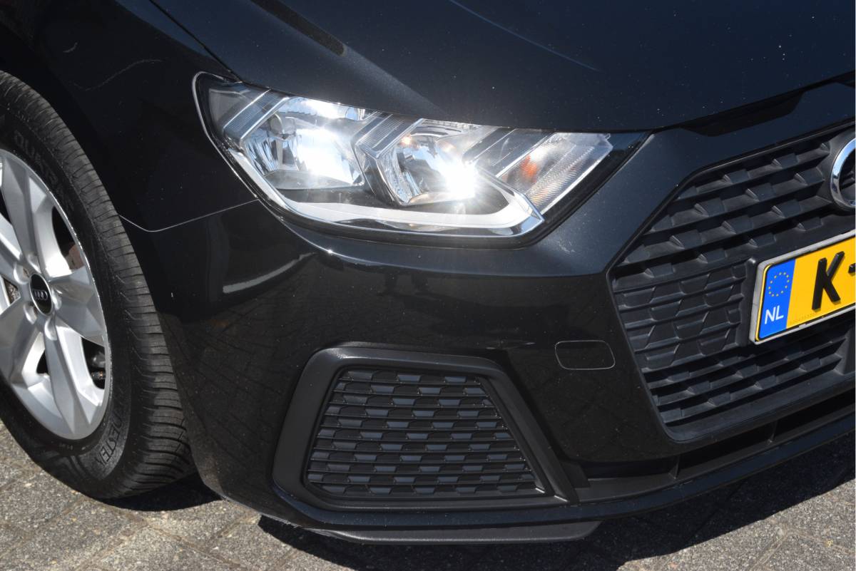 Audi A1 Sportback Audi A1 Sportback 25 TFSI Pro Line Carplay | DAB | Virtual cockpit | Sportstuur | LMV