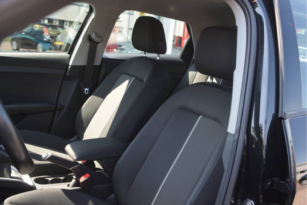 Audi A1 Sportback Audi A1 Sportback 25 TFSI Pro Line Carplay | DAB | Virtual cockpit | Sportstuur | LMV