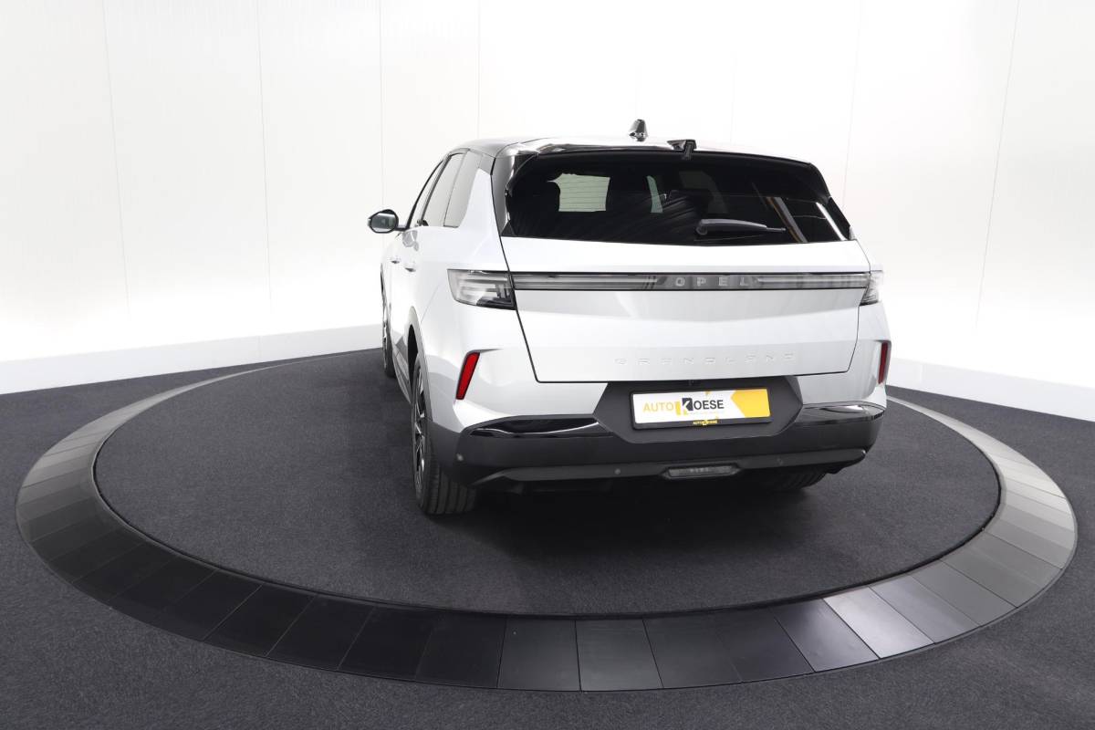 Opel Grandland Opel Grandland 1.2 Turbo 145 Hybrid GS | Nieuw Model | Camera | Apple Carplay | Navigatie | Stoelverwarming