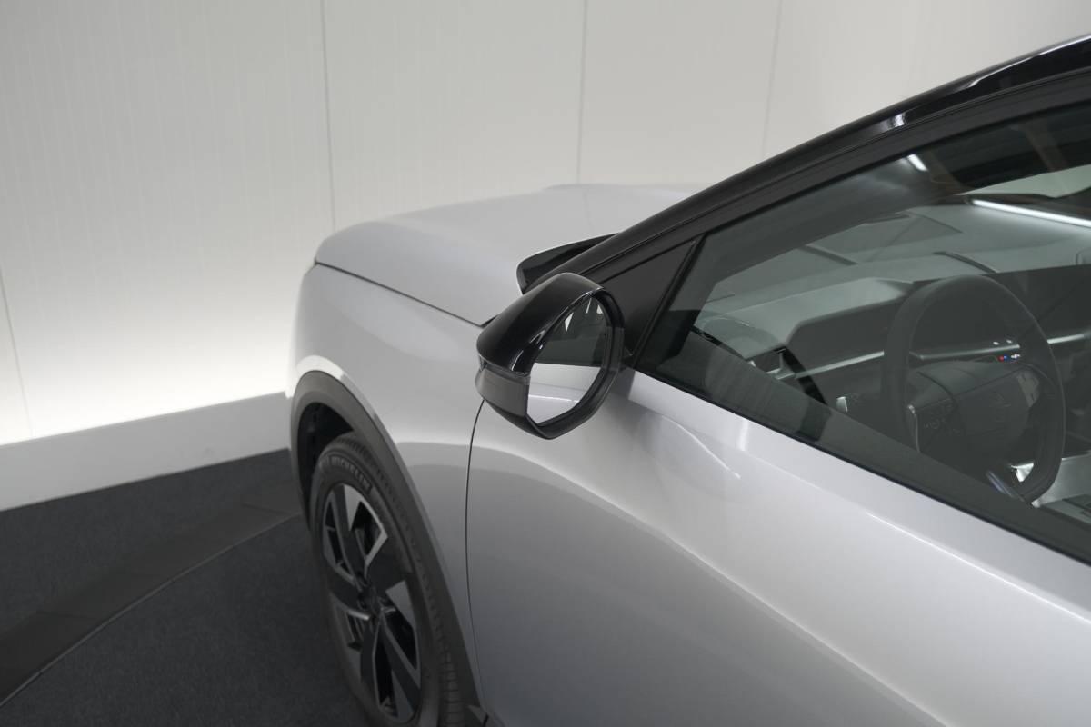 Opel Grandland Opel Grandland 1.2 Turbo 145 Hybrid GS | Nieuw Model | Camera | Apple Carplay | Navigatie | Stoelverwarming