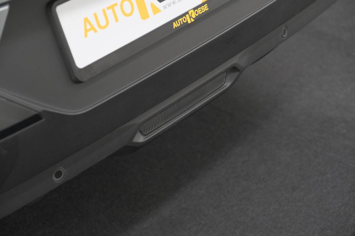 Opel Grandland Opel Grandland 1.2 Turbo 145 Hybrid GS | Nieuw Model | Camera | Apple Carplay | Navigatie | Stoelverwarming