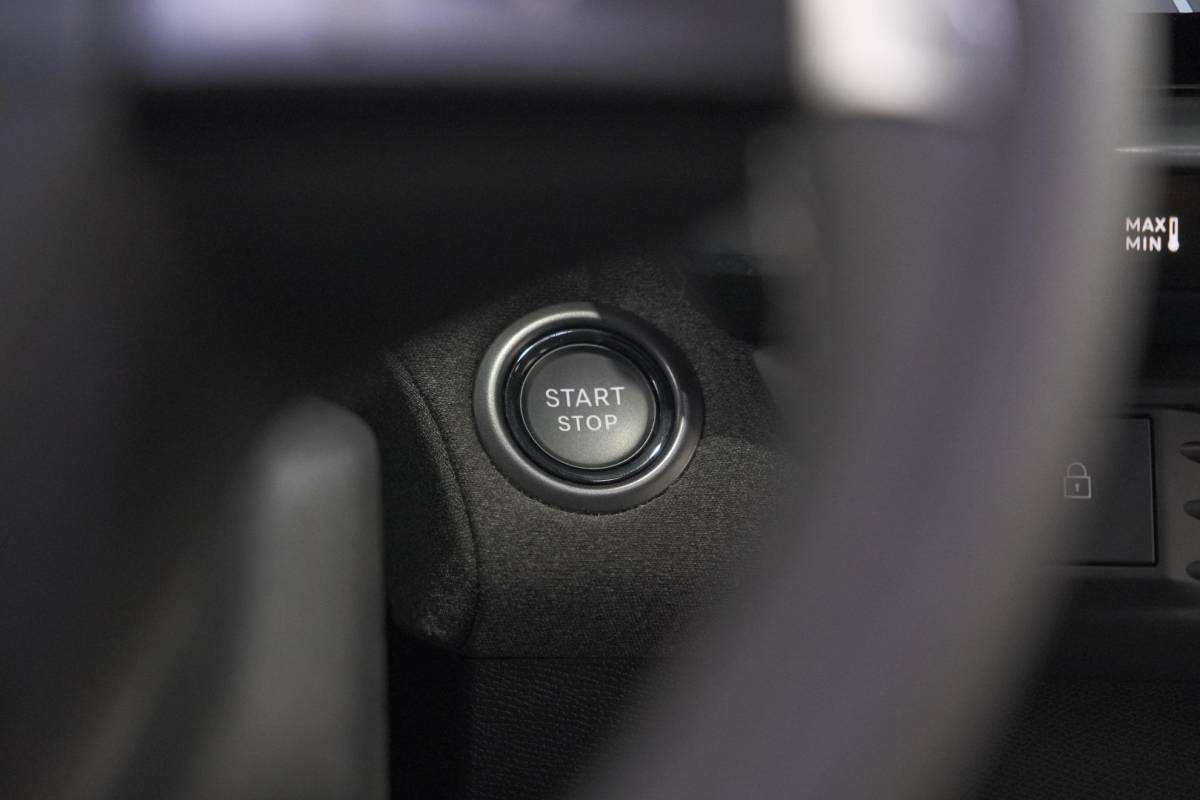 Opel Grandland Opel Grandland 1.2 Turbo 145 Hybrid GS | Nieuw Model | Camera | Apple Carplay | Navigatie | Stoelverwarming