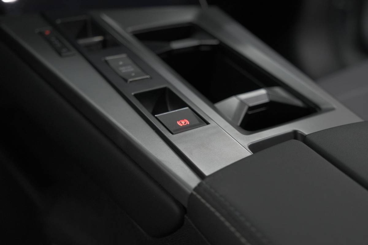 Opel Grandland Opel Grandland 1.2 Turbo 145 Hybrid GS | Nieuw Model | Camera | Apple Carplay | Navigatie | Stoelverwarming