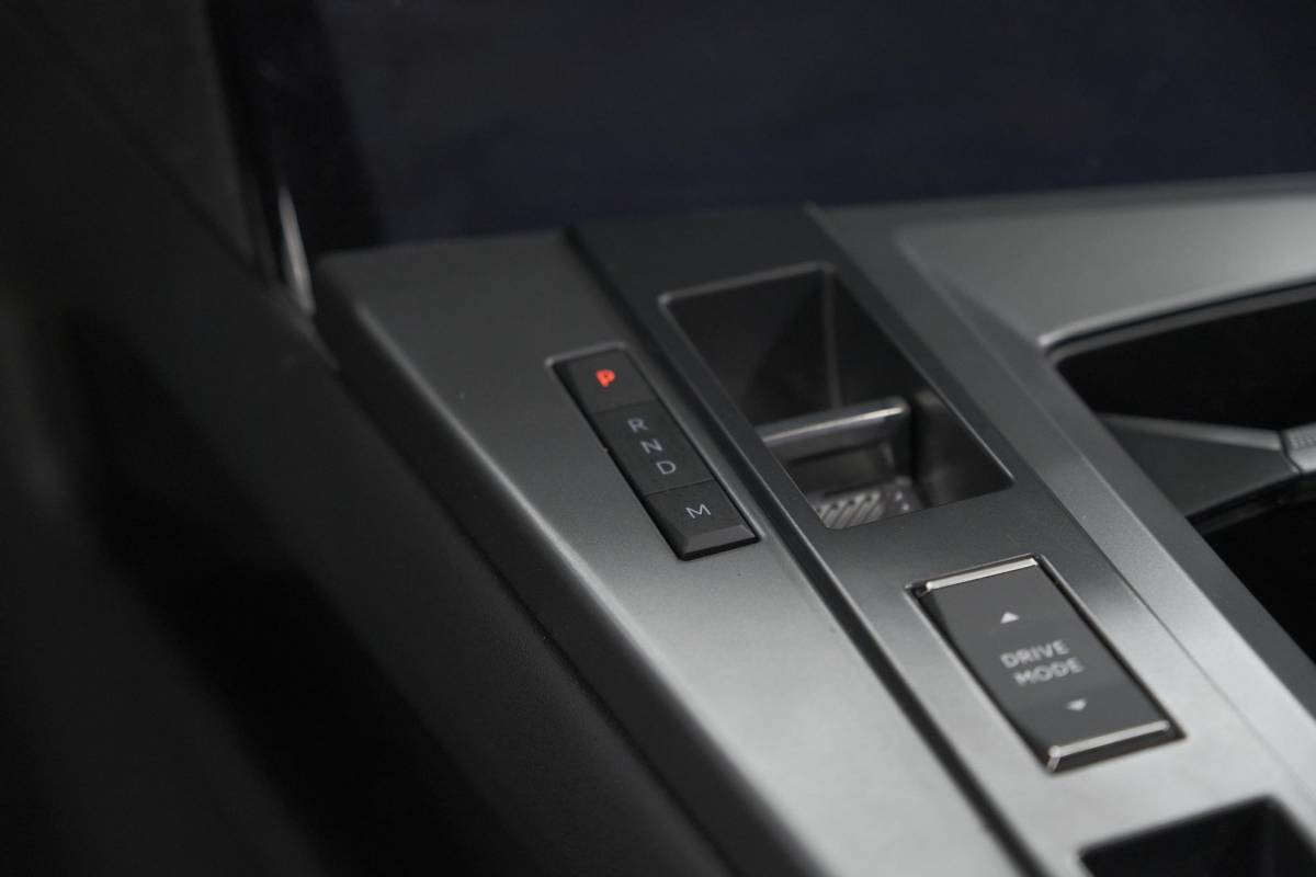 Opel Grandland Opel Grandland 1.2 Turbo 145 Hybrid GS | Nieuw Model | Camera | Apple Carplay | Navigatie | Stoelverwarming