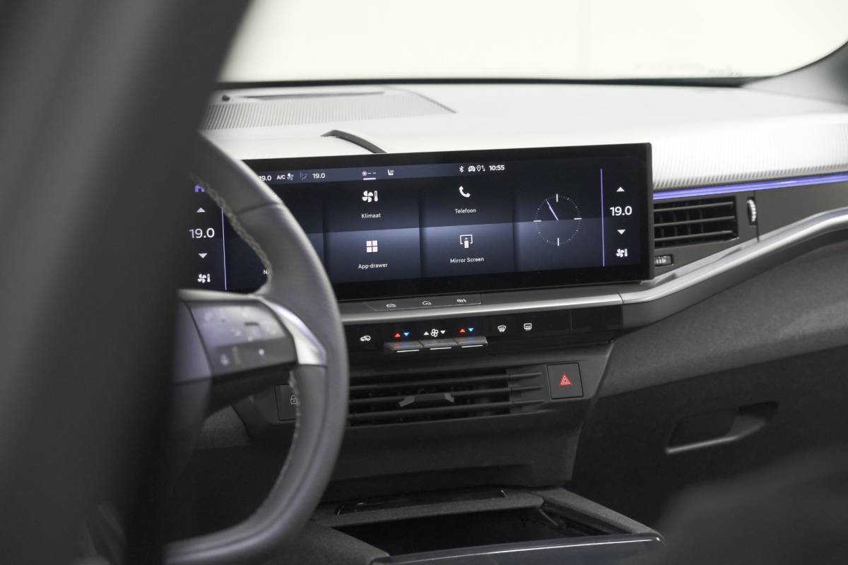 Opel Grandland Opel Grandland 1.2 Turbo 145 Hybrid GS | Nieuw Model | Camera | Apple Carplay | Navigatie | Stoelverwarming