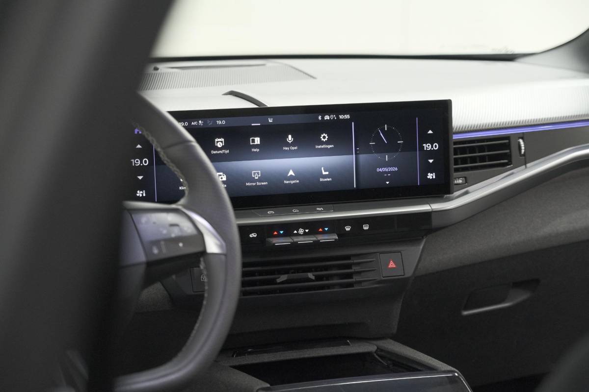 Opel Grandland Opel Grandland 1.2 Turbo 145 Hybrid GS | Nieuw Model | Camera | Apple Carplay | Navigatie | Stoelverwarming