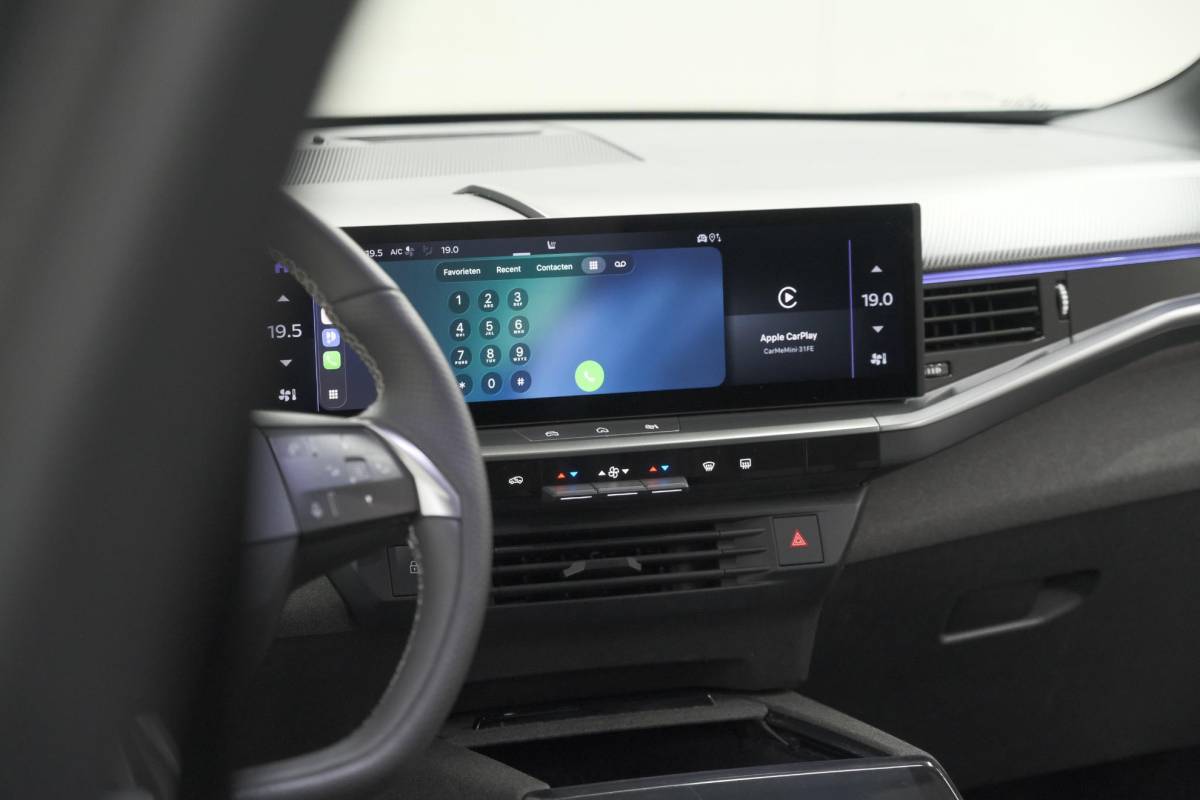 Opel Grandland Opel Grandland 1.2 Turbo 145 Hybrid GS | Nieuw Model | Camera | Apple Carplay | Navigatie | Stoelverwarming