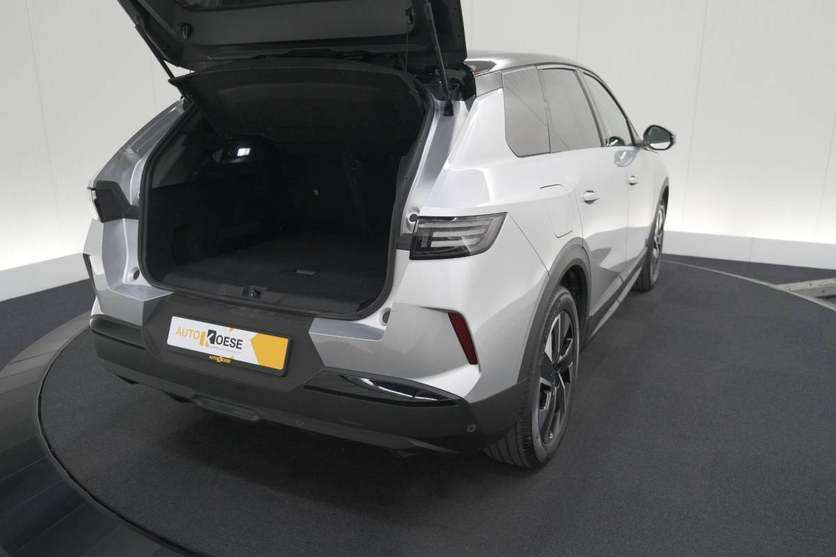 Opel Grandland Opel Grandland 1.2 Turbo 145 Hybrid GS | Nieuw Model | Camera | Apple Carplay | Navigatie | Stoelverwarming