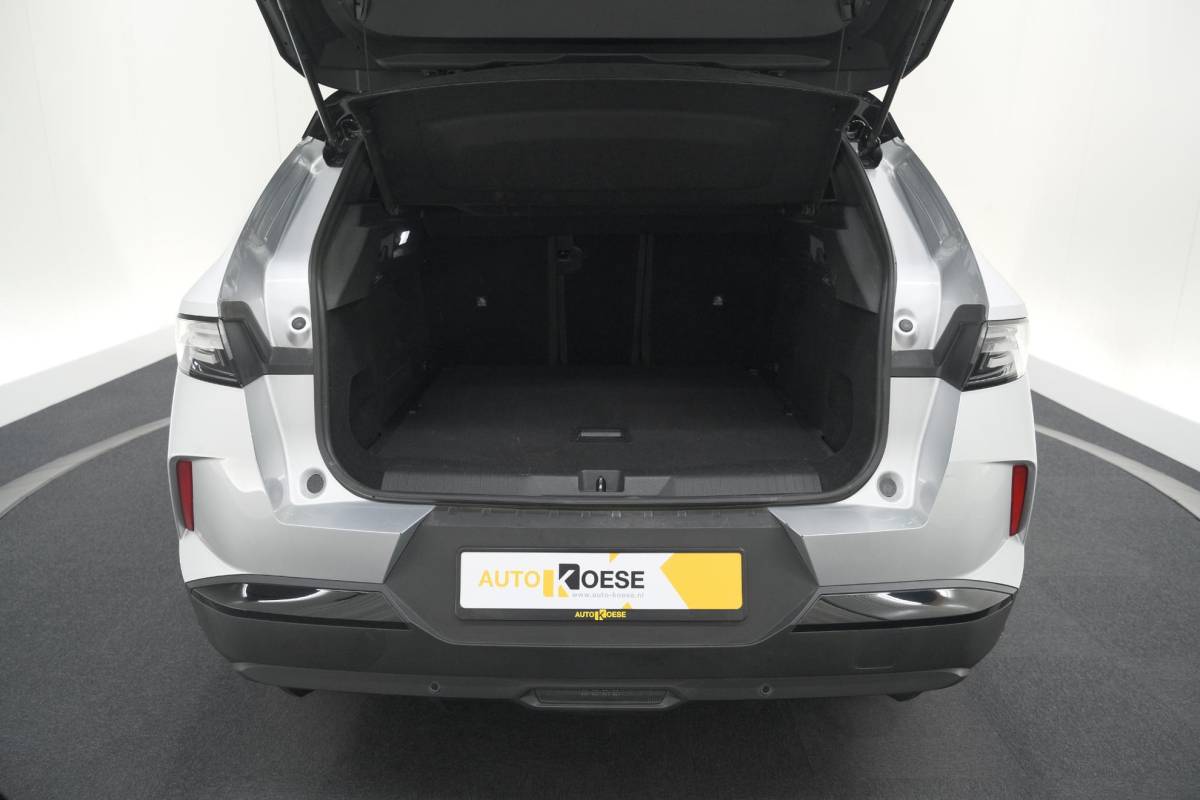 Opel Grandland Opel Grandland 1.2 Turbo 145 Hybrid GS | Nieuw Model | Camera | Apple Carplay | Navigatie | Stoelverwarming